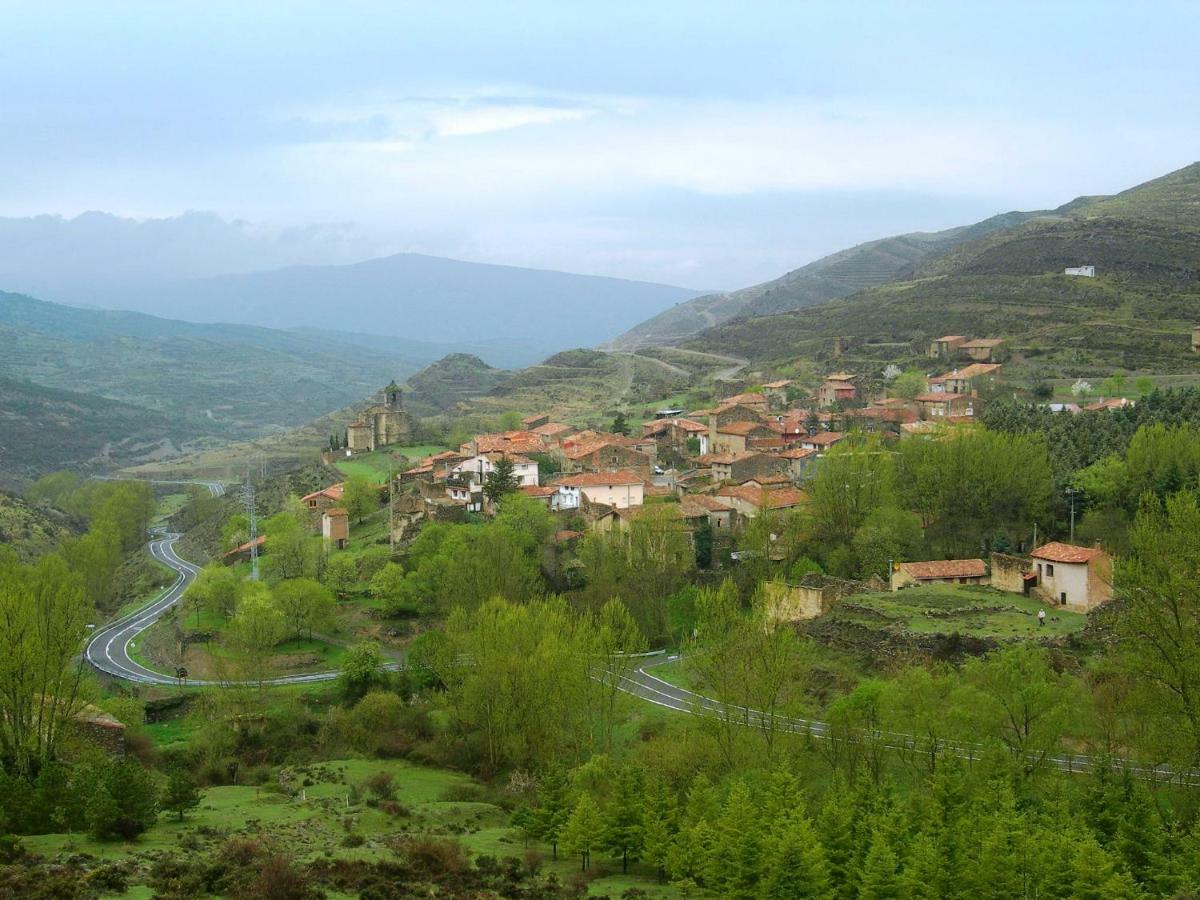 La Colmenita Apartment Navalsaz Luaran gambar